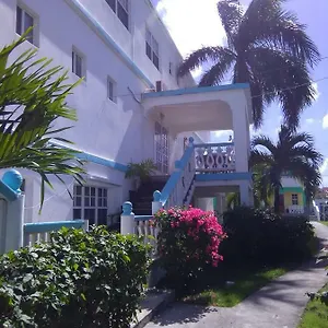 Guest house Beverley's Guest House,